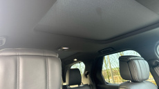 Land Rover Discovery 3.0 D300 Dynamic HSE 5dr Auto Diesel Station Wagon